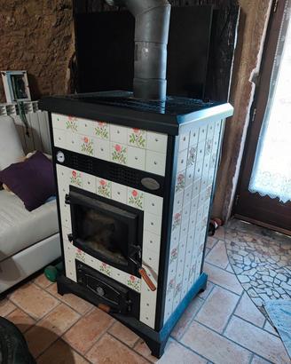 stufa a legna in maiolica ,Anselmo colá
