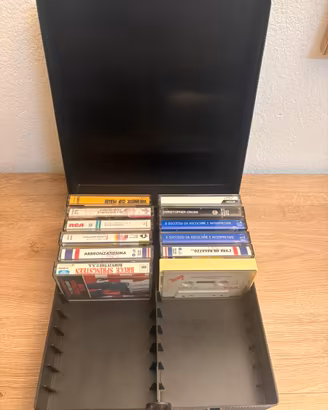 Lotto 12  musicassette vintage funzionanti