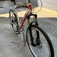 Bicicletta MTB e strada Grandis