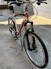 Bicicletta MTB e strada Grandis