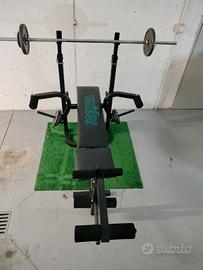 Panca piana con bilanciere 