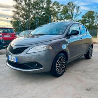 Lancia Ypsilon 1.0 FireFly 5 porte S&S Hybrid Ecoc