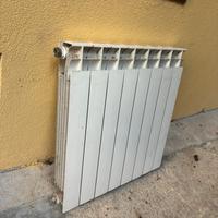 10 Radiatori di termosifoni in alluminio