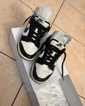 Nike Dunk bisnche e nere