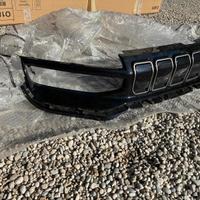 Paraurti jeep avenger 2023