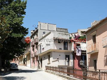Casa Indipendente Novara di Sicilia [#prof378VRG]