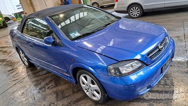 OPEL ASTRA CABRIOLET 2004 SOLO PER RICAMBI