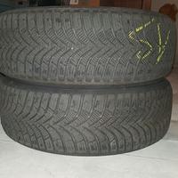 2 Gomme invernali Hankook 185/60 R15 88T