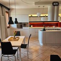 Cucina moderna bianco laccato