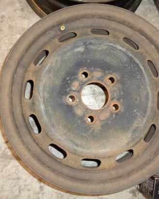 CERCHI FOCUS DA 15 X 6 POLLICI ET 52.5 2006