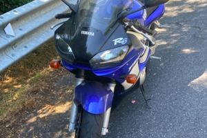 Yamaha YZF R6 - 2002