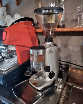 Maccinacaffè  professionale LUMAR 