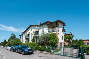Ampio appartamento su due livelli