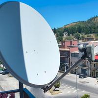 Antenna Parabola con occhio illuminatore 2 uscite