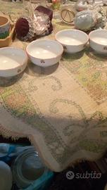 Quattro ciotole da collezione