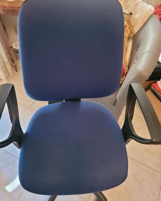 sedia blu ufficio