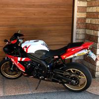 Yamaha R1 