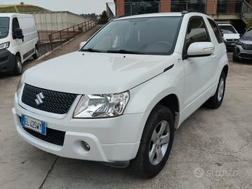 Suzuki Grand Vitara 1.6 16V 3 porte Offroad