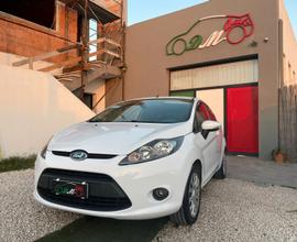 Ford Fiesta 1.4 TDCi 68CV ok neopatentati