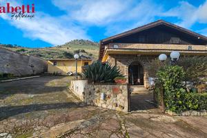 Misilmeri Villa 2 livelli con giardino e piscina