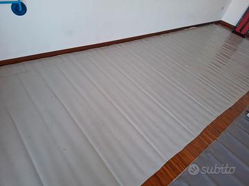 Linoleum usato 