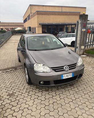 Volkswagen Golf 5 1.9 TDI 5p. Sportline