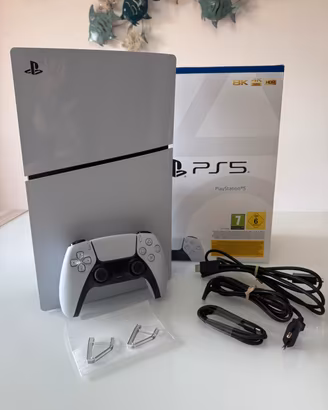 ps5 slim con lettore CD 
