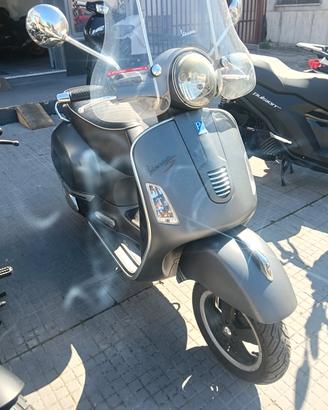 Piaggio GTS 300 Super S