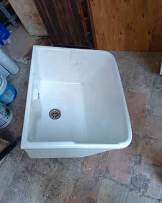 Lavatoio e sostegni in ceramica  + Lavatoio senza 