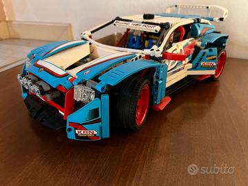 Lego macchina da corsa