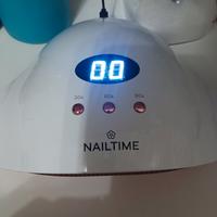 lampada led per fare le unghie 