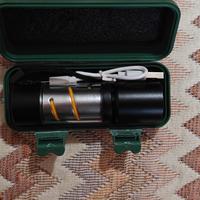 Torcia sopravvivenza con custodia