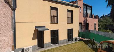 Villa nuova costruzione + giardino " zona cibali"