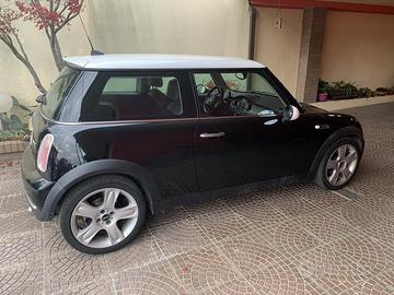 Mini Cooper 1600 benzina