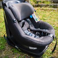Seggiolino auto girevole Bebé Confort AxissFix