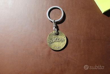 portachiavi con medaglia commemorativa 1982