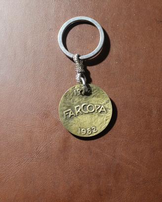 portachiavi con medaglia commemorativa 1982
