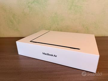 MacBook Air 2022 13,6” M2 8GB 256GB