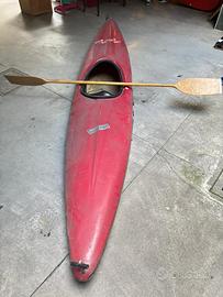 Kayak vetroresina Moldresin New Danger 980 da lago