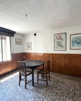 CASA SEMINDIPENDENTE A BASSANO DEL GRAPPA