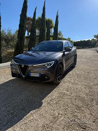 Alfa Romeo Stelvio Restynling - 190 CV AT8 Q4