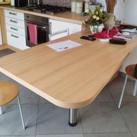 Tavola penisola + 4 sedie