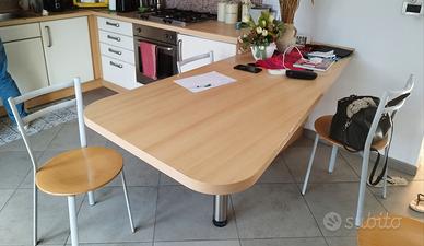 Tavola penisola + 4 sedie