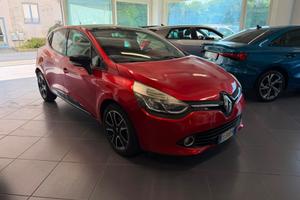Renault Clio FULL OPTIONAL TETTO PANORAMICO 6690€