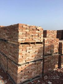 Mattoni vecchi fatti a mano