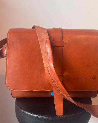 Borsa tracolla PiQuadro nuova e portachiavi