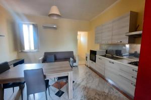 Catania Corso Italia attico con terrazzo arredato