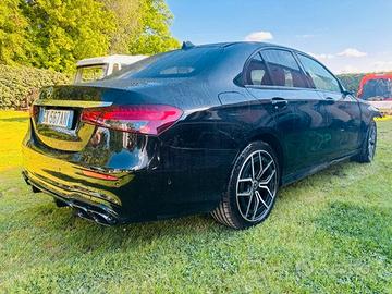 MERCEDES E200D 160 CV AMG , INCIDENTATA