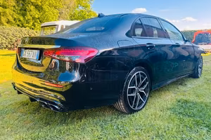 MERCEDES E200D 160 CV AMG , INCIDENTATA