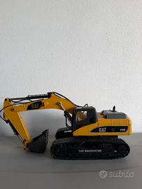 Escavatore RC HUINA 1580 Scala 1/14